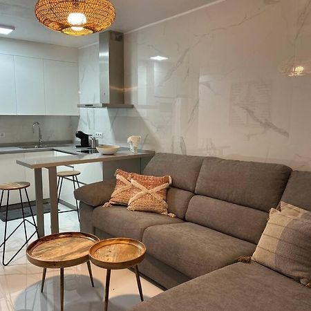 Moderno Apartamento Cerca Al Mar ติอาส ภายนอก รูปภาพ