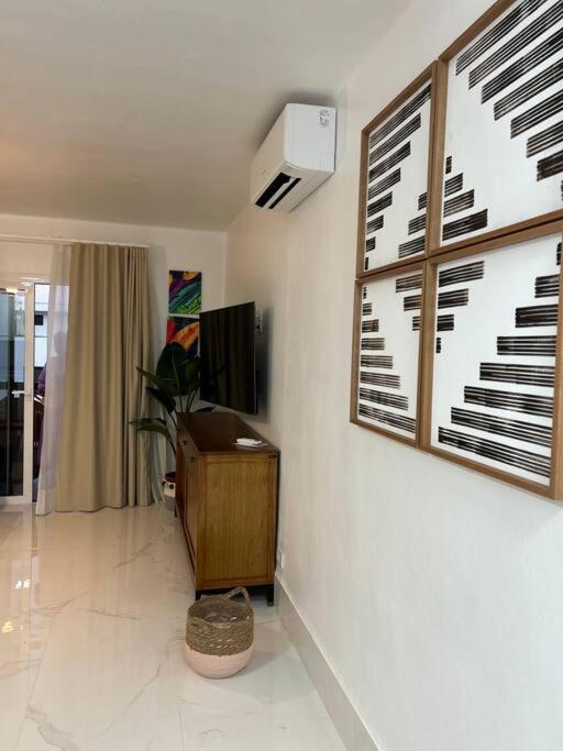Moderno Apartamento Cerca Al Mar ติอาส ภายนอก รูปภาพ